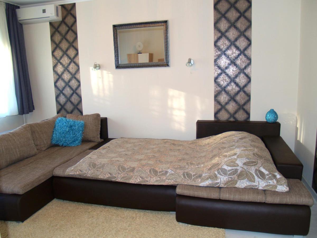 Strandfuerdo Apartman Eger Extérieur photo